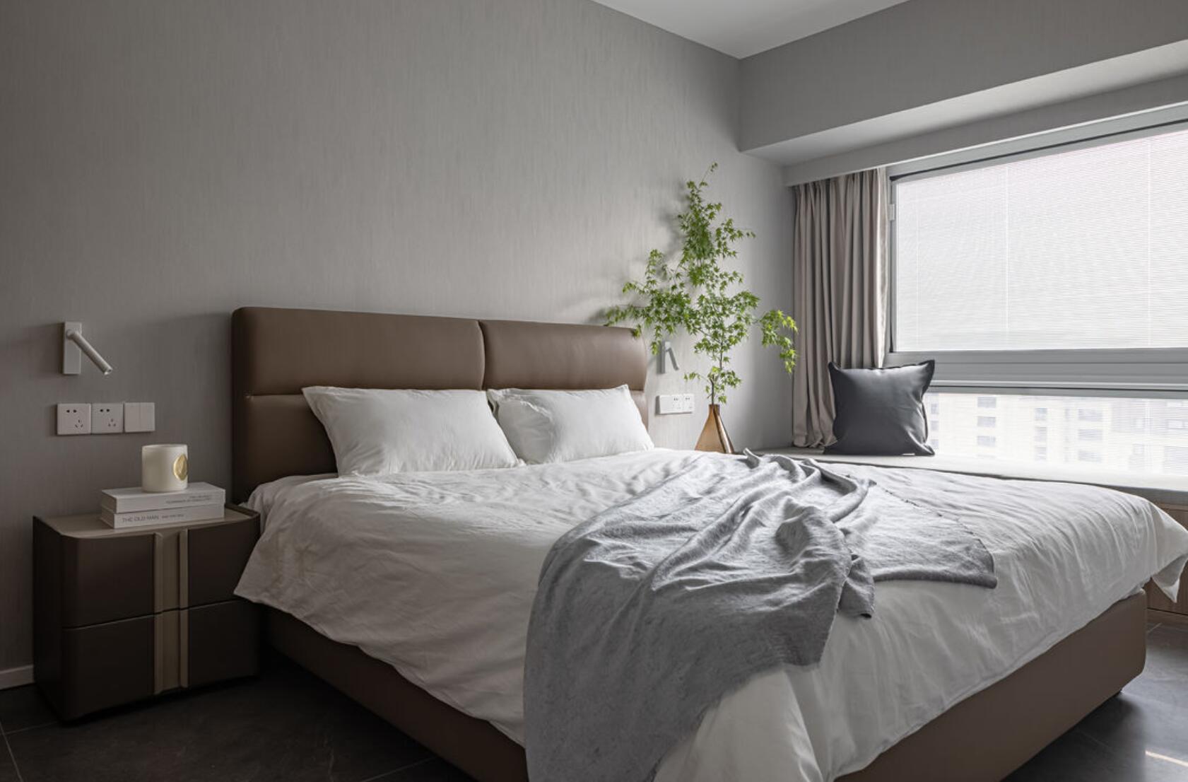 小拾谈装修|入住久了，才知道柜子做到顶有多实用，看她新家，美观又大气