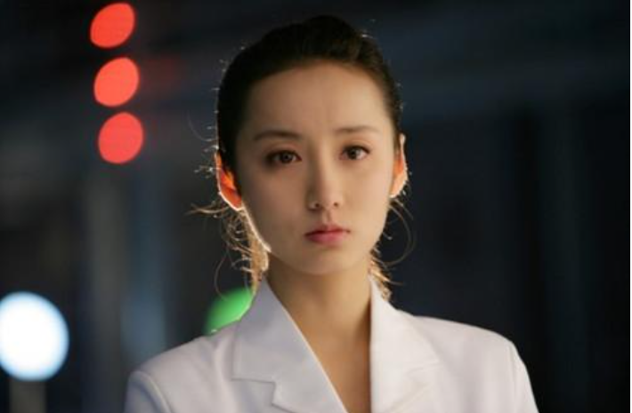 吕一|她是胡歌梦中情人，因一顿火锅被富豪看中，订婚到结婚仅用17天