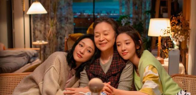 周迅|《红高粱》播出7年后，秦海璐周迅再度合作，新剧身份比妯娌更有趣