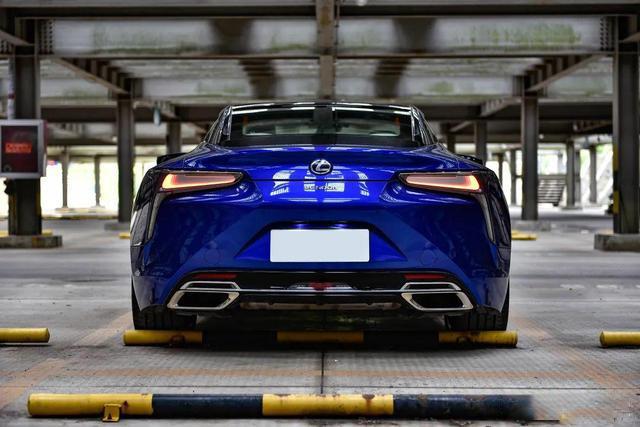 豐田旗下的GT跑車，V6動力爆發359PS，顏值酷炫，內飾猶如藝術品-圖8