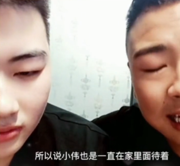 自媒体|地主家的傻儿子？朱小伟为什么口齿不清？堂哥直播道出了实情
