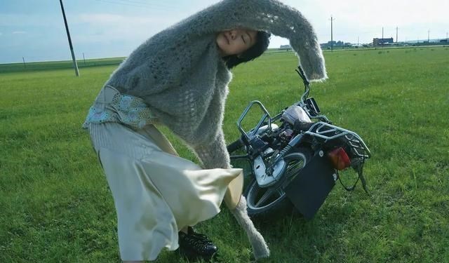 清浅微笑的我|网友笑她太疯癫，她笑网友看不穿：郭采洁，就这样“放飞自我”了