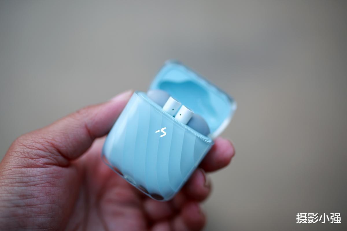 无线耳机|一见钟情，哈氪ICE真无线耳机好看又耐听