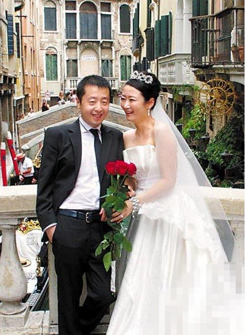 西装|国际巨星赵涛：为维持身材丁克，十多年不吃晚饭，42岁却老态尽显