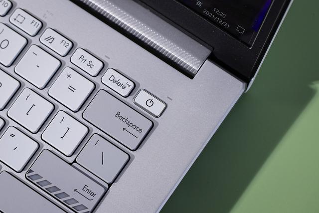 筆記本|華碩靈耀Pro14評測：14英寸性能小鋼炮，流星白超贊