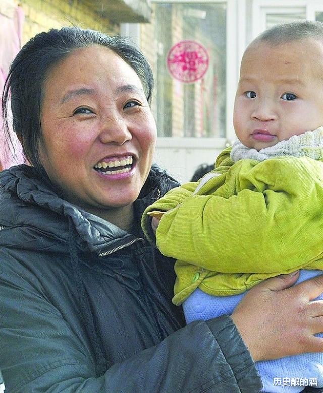 历史酿的酒 李利娟的双面人生：收养118个孤儿被称为爱心妈妈，背后却是魔鬼