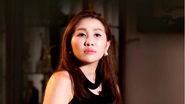 何超盈|赌王女儿何超盈终于减肥成功，瘦掉一半的自己，减肥前后差距太大