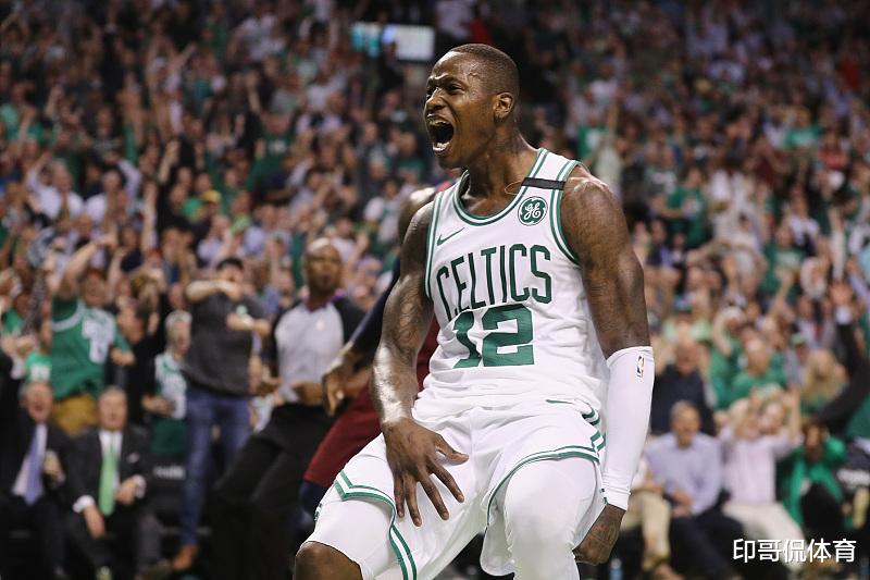 黄蜂队 夏洛特黄蜂：不演了！迈克尔乔丹一亿美元砸向罗齐尔的三个问题