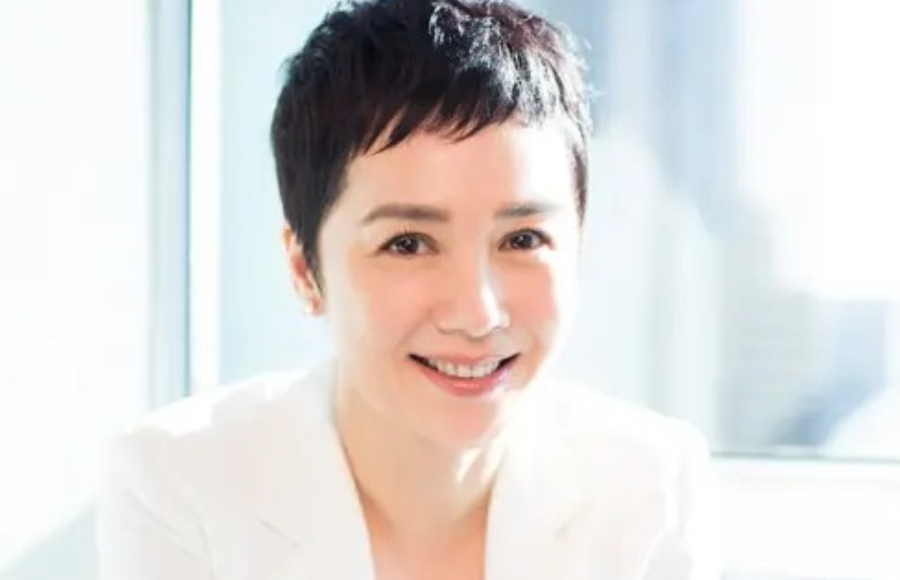 发型|蒋雯丽自从剪了超短发后，人都洋气了不少，果然超短发型才显年轻
