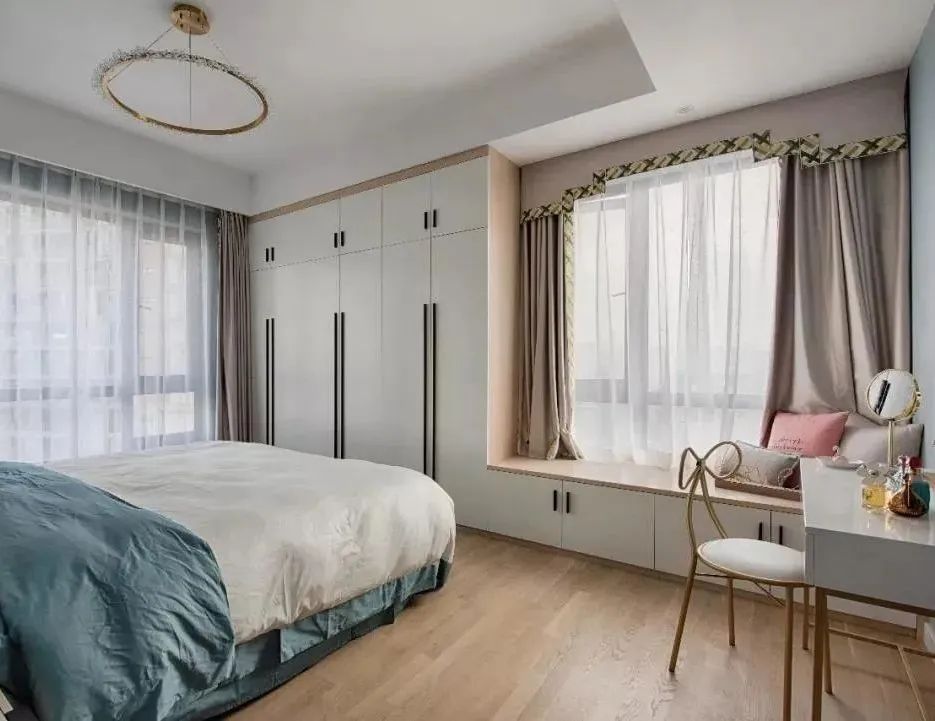 等我有个飘窗,一定要学着这样装!除了漂亮能收纳,好处太多了