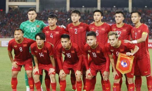 一个人的夜晚|不敢相信!越南队只是小负澳大利亚,为什么与国足形成鲜明对比?