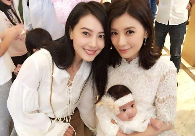 高圆圆|高圆圆和贾静雯，你觉得谁更美，你更喜欢哪一位，为什么？