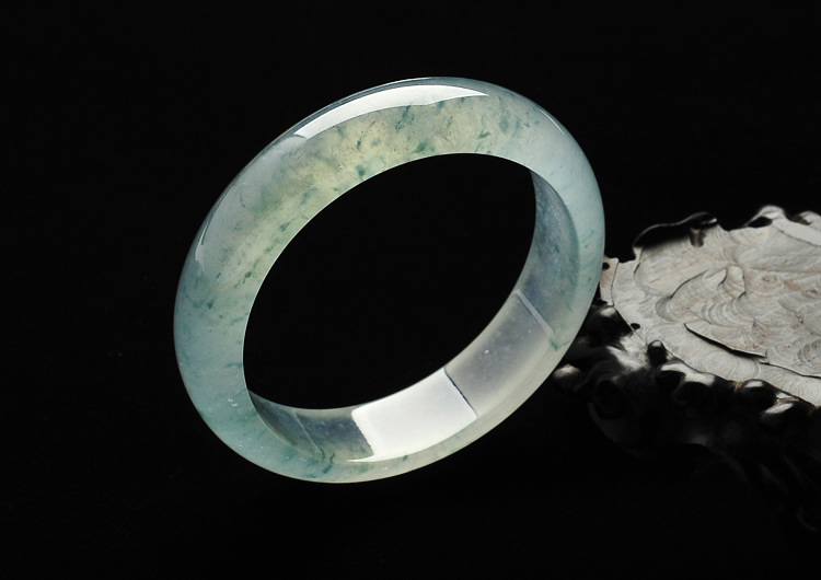 翡翠|想要投资翡翠,这几种翡翠比较适合新手,是可以入手的