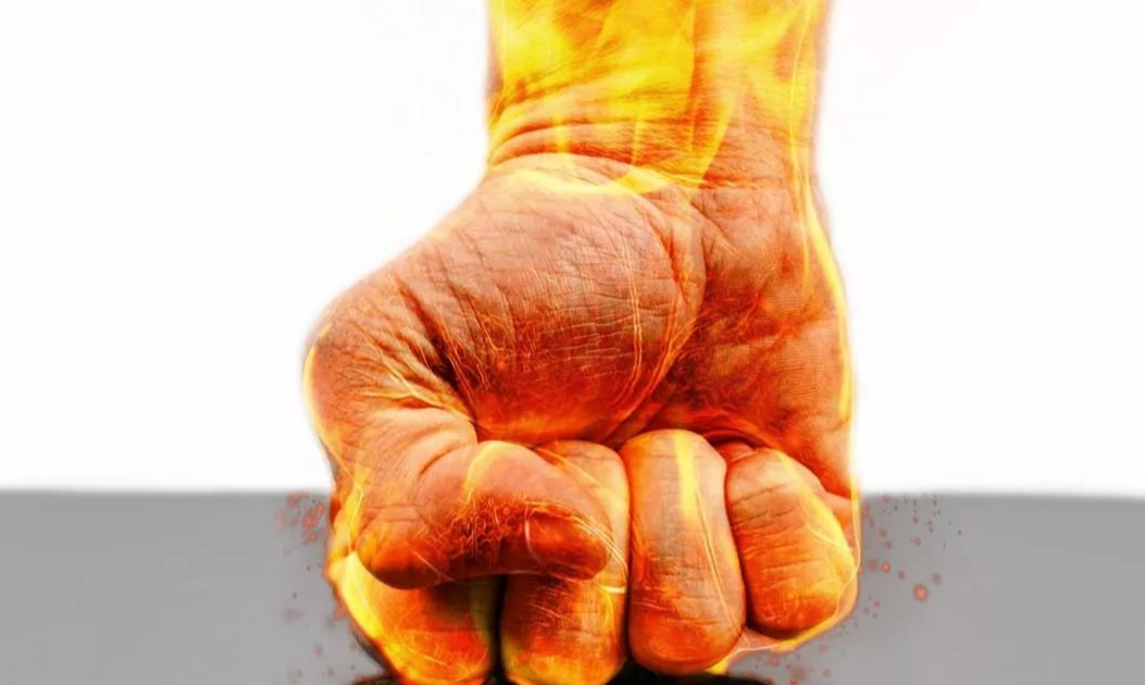 平直堂|脾气大=等于脾虚？艾灸健脾这样灸!