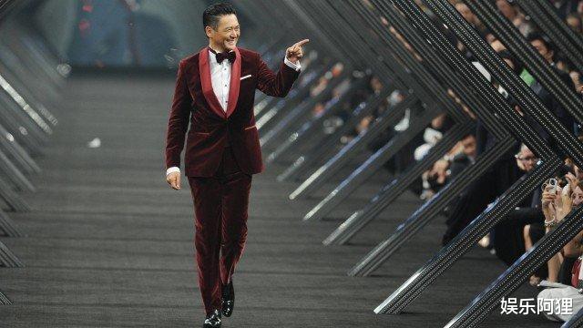 吴孟达|周润发发声悼念吴孟达，两人曾因钱决裂，发哥还大骂吴孟达是烂泥