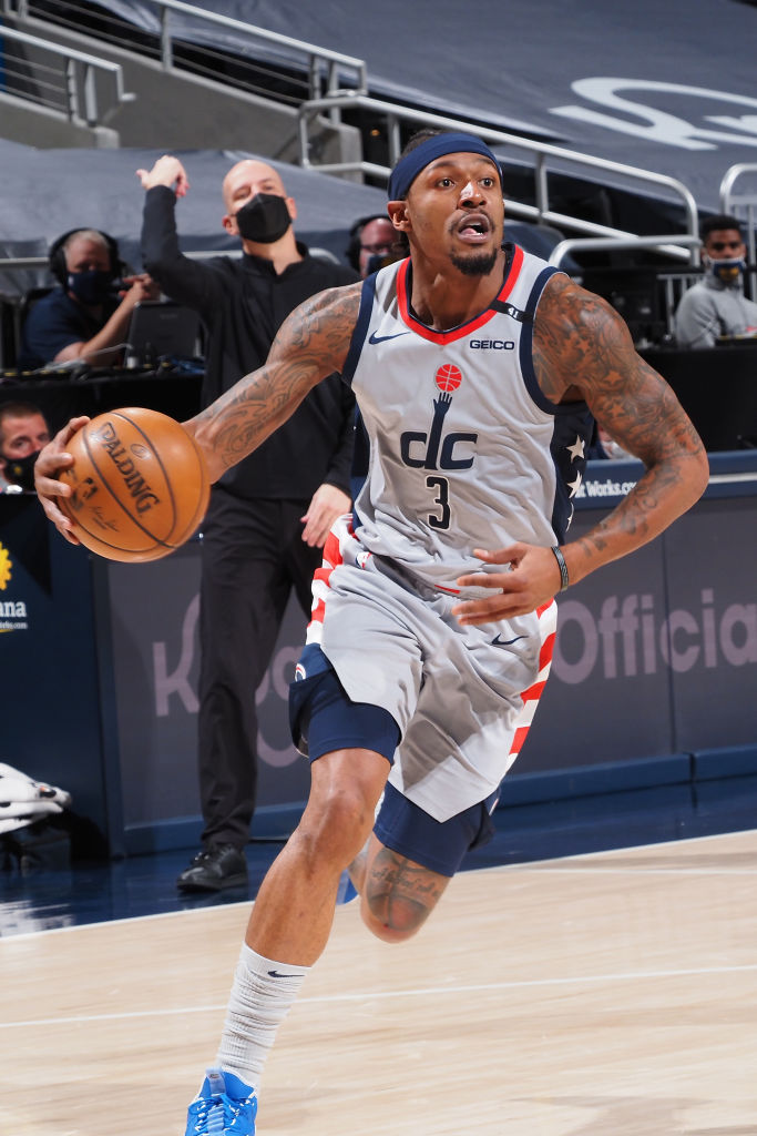 比爾|死亡封蓋！韋少30+三雙罰球絕殺，比爾50分傷退：情緒沮喪快哭了