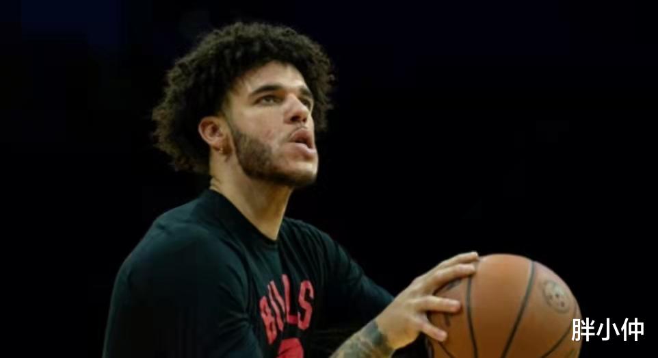 朗佐鲍尔对湖人队的安东尼戴维斯交易非常诚实