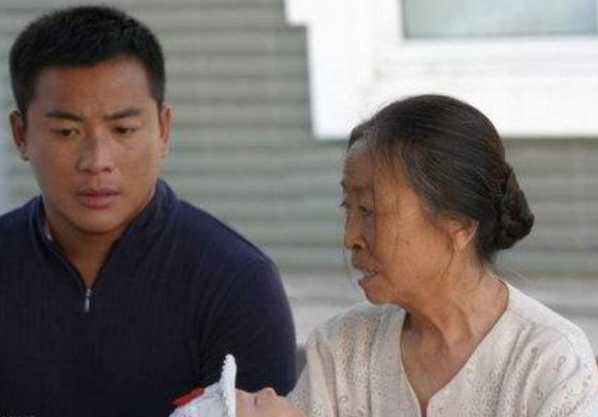 易建联|《我的丑娘》主演张少华去世！享年75岁，之前还演过《武林外传》