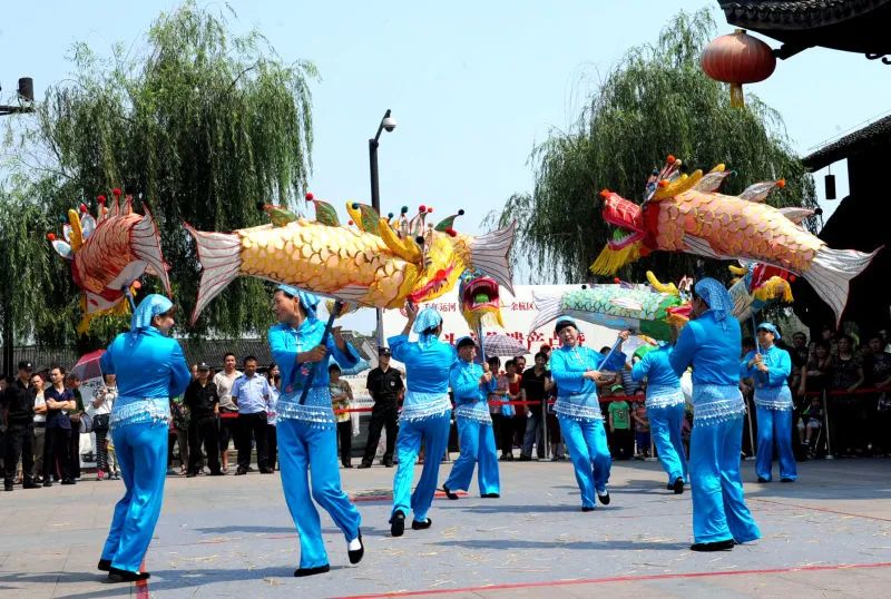 隔离|?民俗体验、房车露营、民谣派对、特色市集，来鸬鸟镇打卡“年味图鉴”！