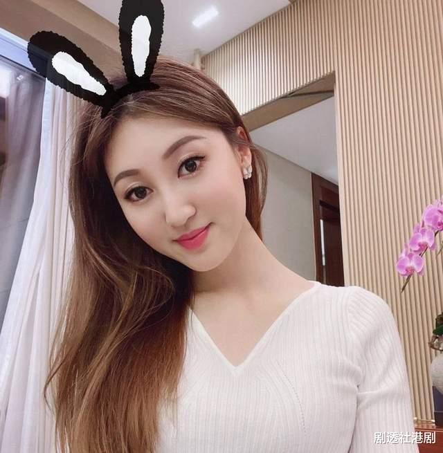 香港小姐|又走一个！失婚港姐宣布离巢TVB，分得大近40岁富商前夫3亿赡养费