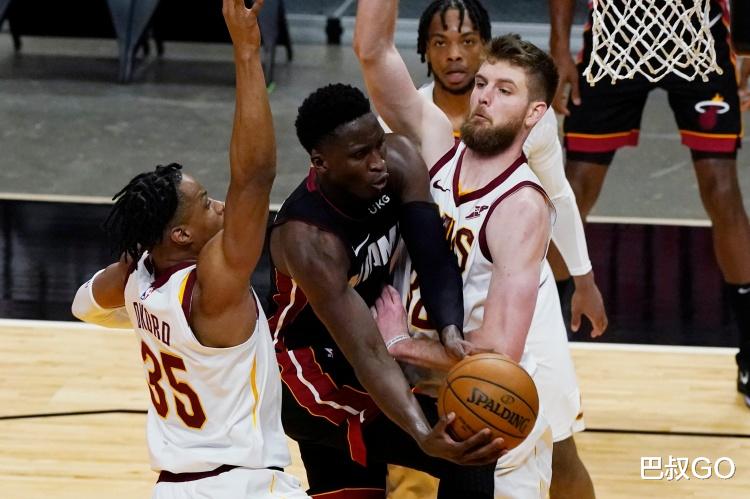火箭隊(duì)|26分8板3助！奧利尼克天神下凡，火箭果然賭贏了，奧迪不值三千萬(wàn)