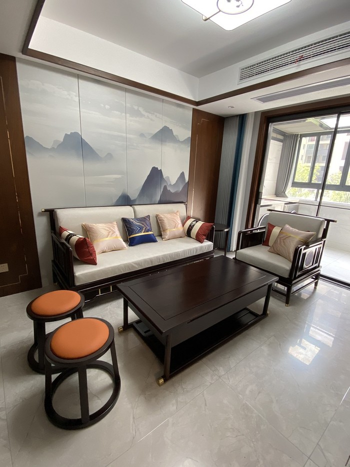 |新中式家具设计既充满先锋意识又具有传统文化的精神。