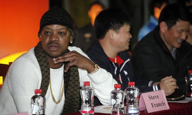 NBA历史上那些瞬间陨落的的球星,你觉得谁最可惜