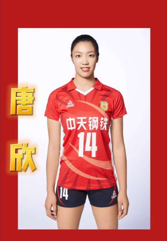 |江苏女排双线作战发挥出色！杨雯锦吴晗进步大，李龚慧唐欣表现佳！