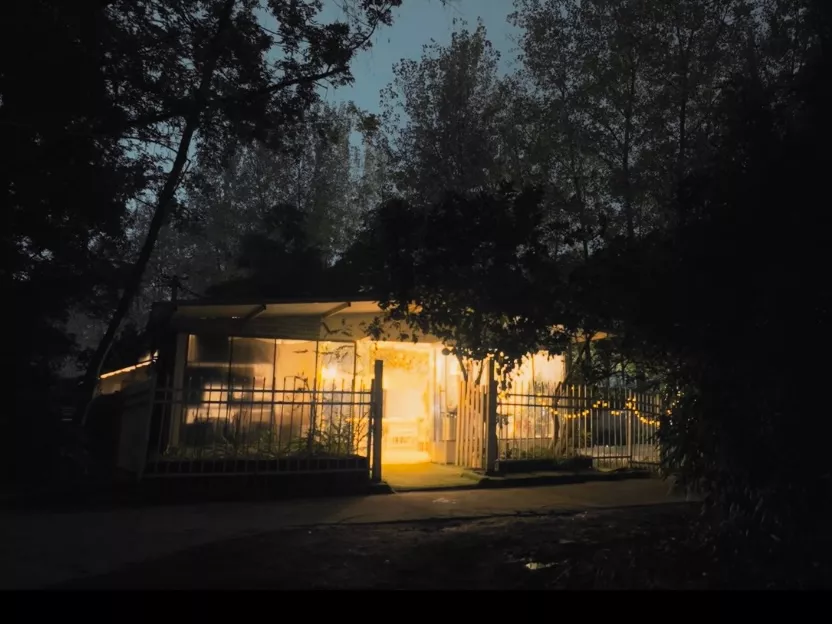 欧阳娜娜|欧阳娜娜连办3场葬礼哭上热搜，9000w网友绷不住了：这样的告别我没想过