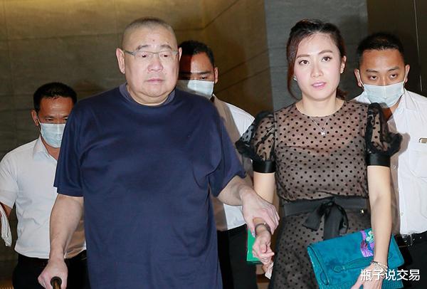 恒大|桃色新闻：刘銮雄与恒大的故事