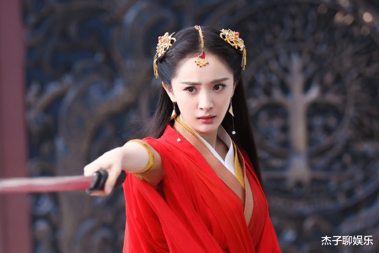 杨幂|杨幂新戏《娇藏》遭粉丝抵制，35岁的她何时才肯走出舒适圈？