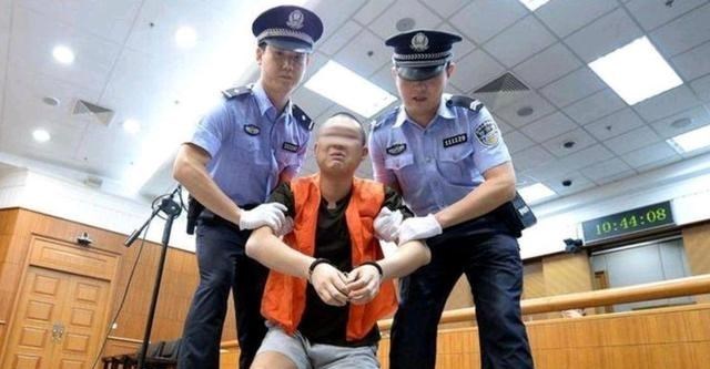 张波 共同谋杀罪名成立，择日宣判：两幼童被生父扔下15楼一案初见结果