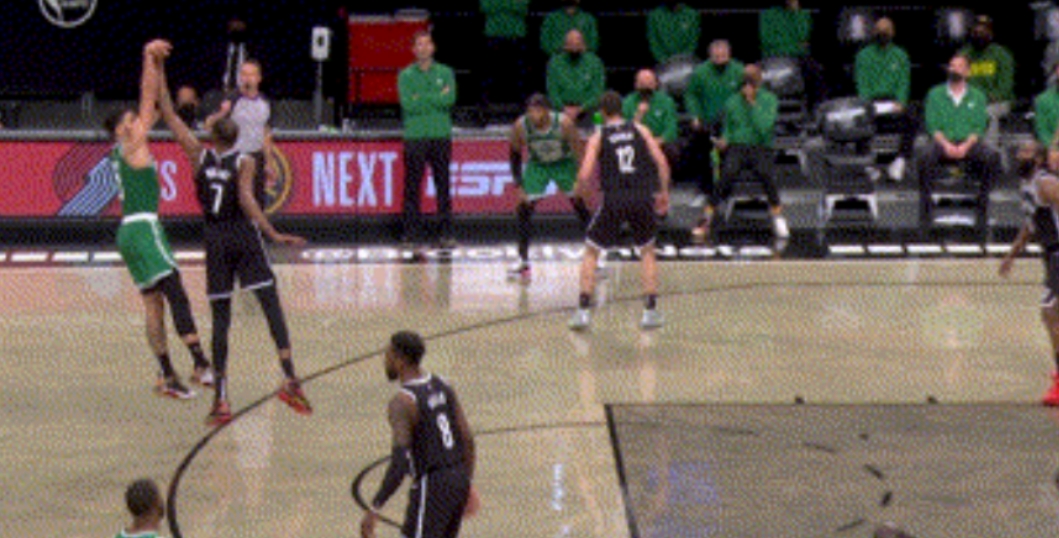 斯蒂芬·库里|先是反关节，后是垫脚，杜兰特在比赛场上为何换了一种风格？