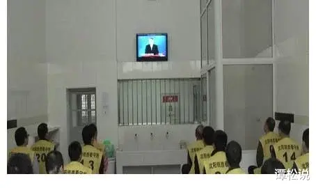 吴亦凡|吴亦凡狱中细节爆料：狱中起冲突，常吃泡面榨菜，坐小板凳背狱规