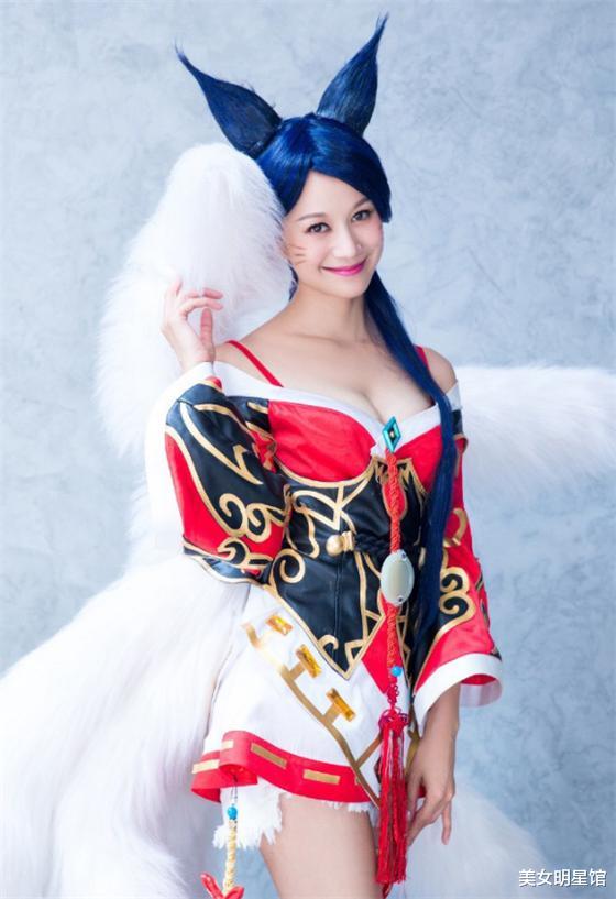 倪虹洁|43岁倪虹洁，美丽动人身材饱满，女神是如此的性感迷人啊！