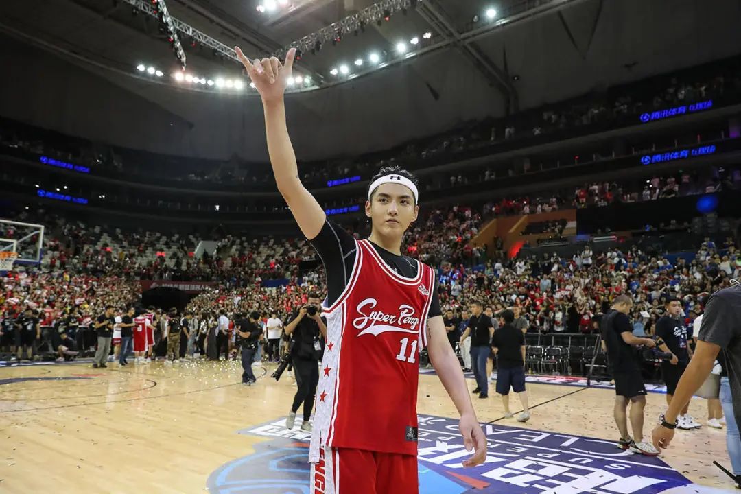 道叔命理|德不配位,必有灾殃——吴亦凡八字命理分析