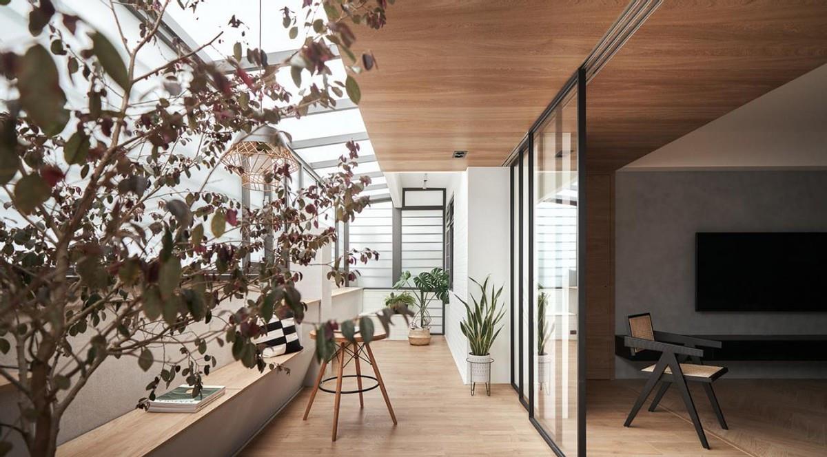 入户带院子，改阳光房做下沉式设计，封顶、分区，比传统院子实用