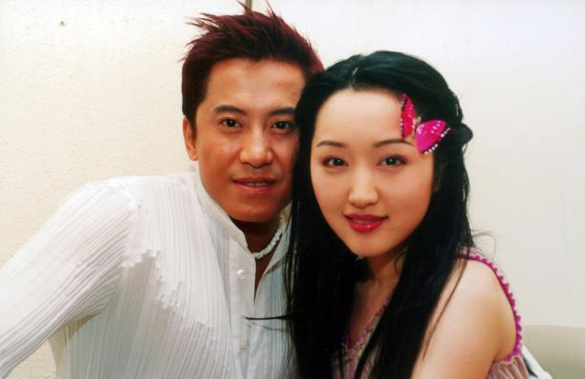 木木尔小倩|她的歌声很甜美，她的长相却比歌声甜10倍！