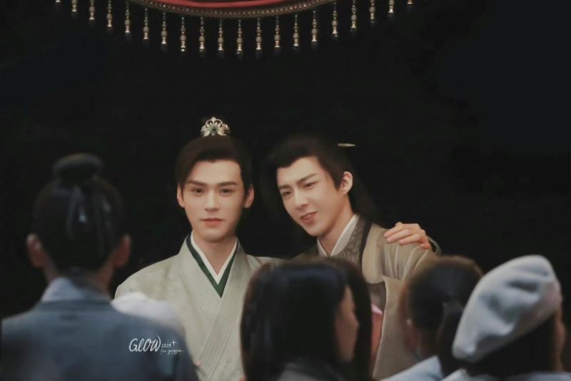 刘宇宁|刘宇宁连线龚俊生日直播！来围观小学生大型讨价还价生日礼物现场