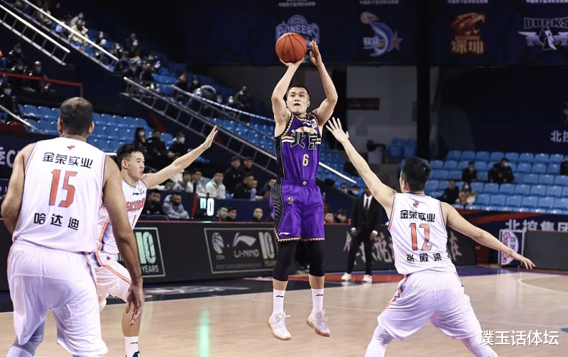 广东省|三消息！前山东外援加盟NBA发展联盟，广东签强援，北控传坏消息
