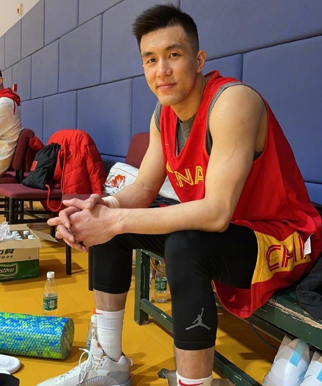 耐克|骑虎难下！耐克惹事郭艾伦成最大受害者 为何7人敢出战唯独他害怕