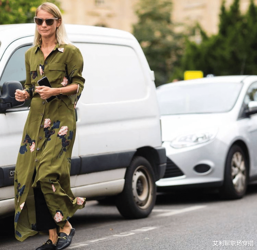 穿衣搭配|红与绿可以穿得很高级，跟时装精学配色，穿得活力又大气