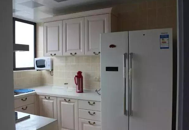 参观堂妹的婚房，奢华大气，就是卫生间太前卫，看得脸都红了