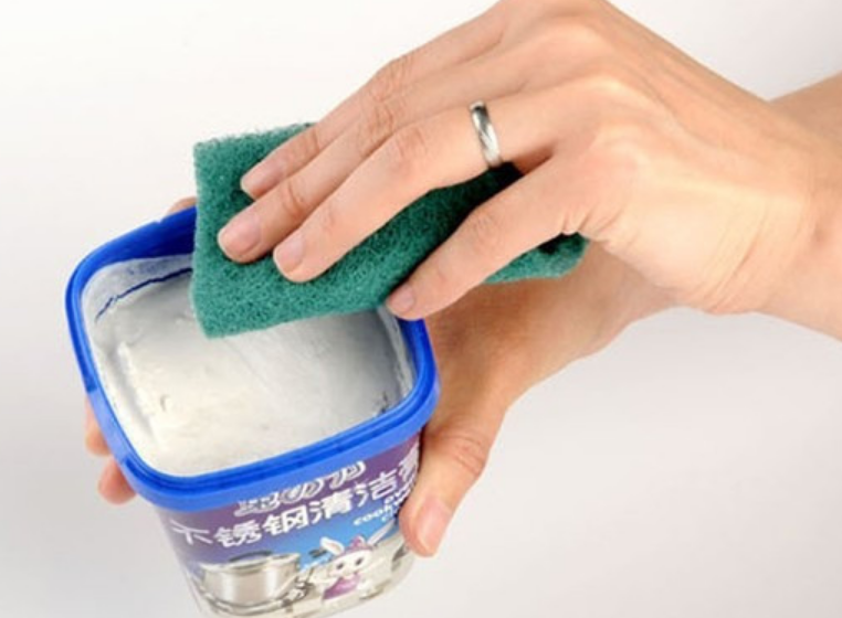 二柒山居 去表哥家蹭饭,打开厨房门就被迷住,布置得干净整洁又实用!