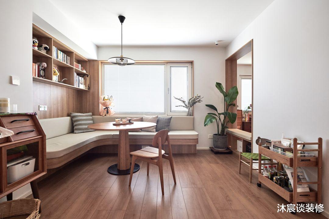 沐宸谈装修|44岁阿姨，与母亲同住，两人把家布置得温馨美好，很适合居家养老