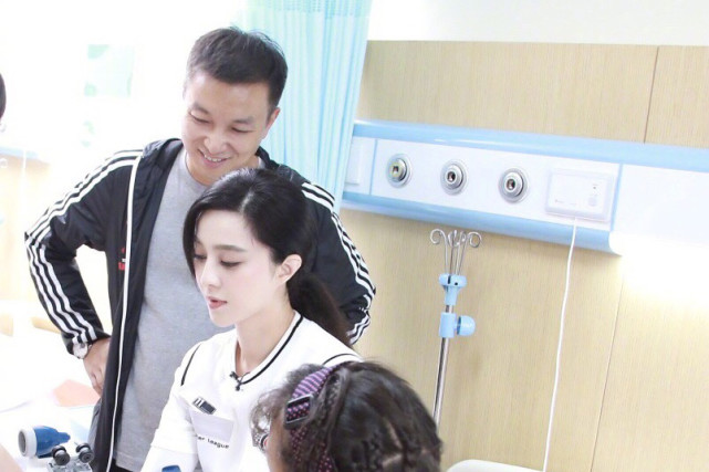 郑爽|网传范冰冰合作伙伴陈砺志为郑爽公关,本尊飙粗口辟谣