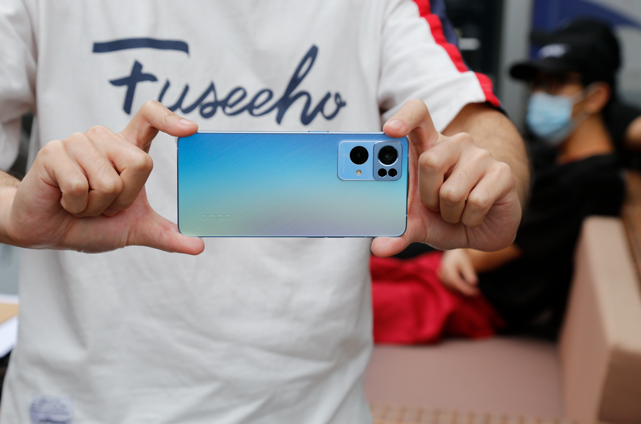 真三国无双8|Reno7 Pro用户“真心话”:实物比图片好看,颜值让人一眼相中