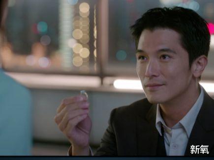 邱泽|世纪渣男靠帅翻身？一边骂一边花痴，他可太绝了！