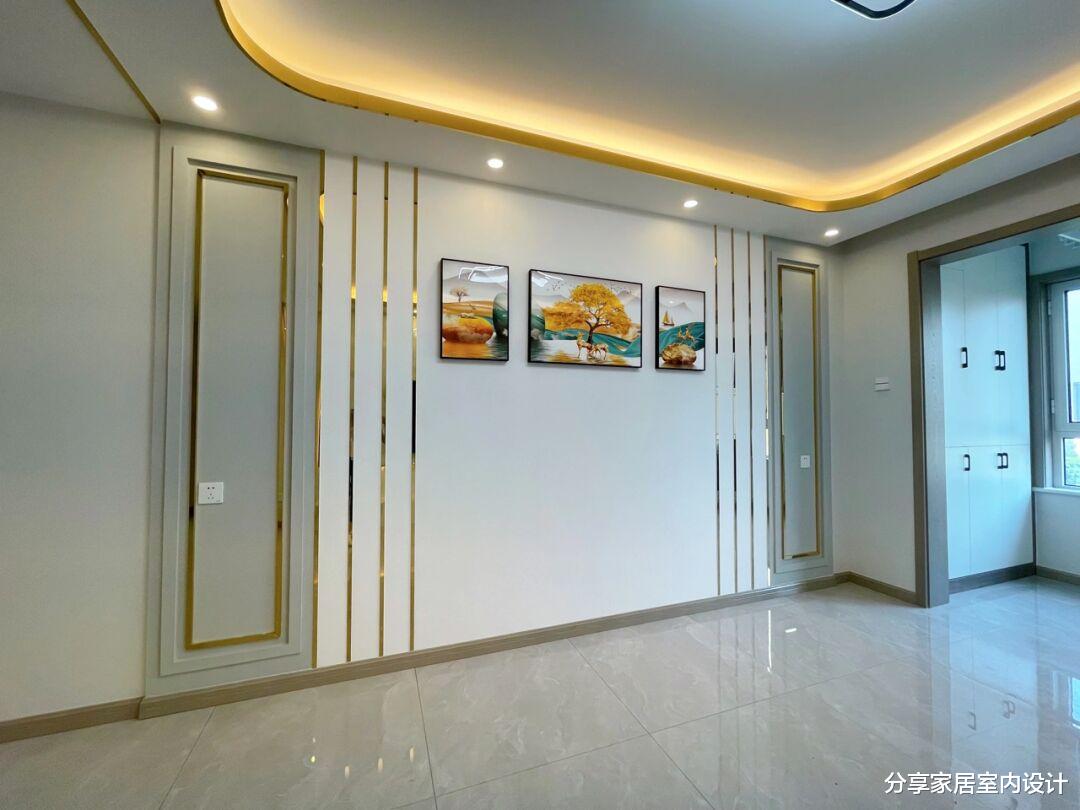 |98平新房，全屋花很多心思设计，电视墙漂亮上档次，很多人都喜欢