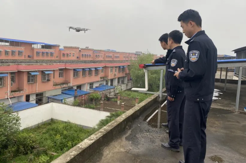 淅川影响力 淅川厚坡“空警”起飞！严查农村种植这个，一查一个准！